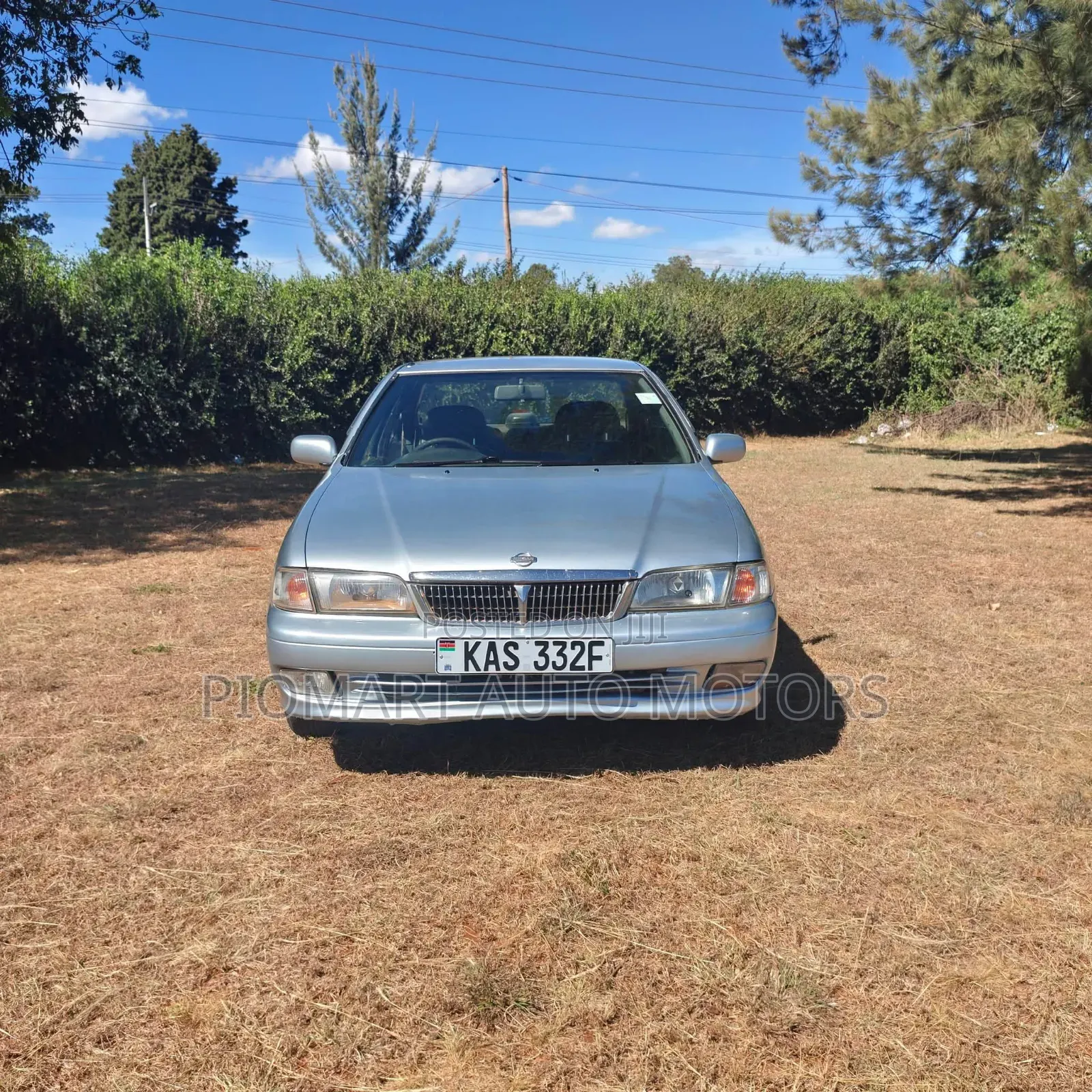 Nissan Sunny 2004 Silver
