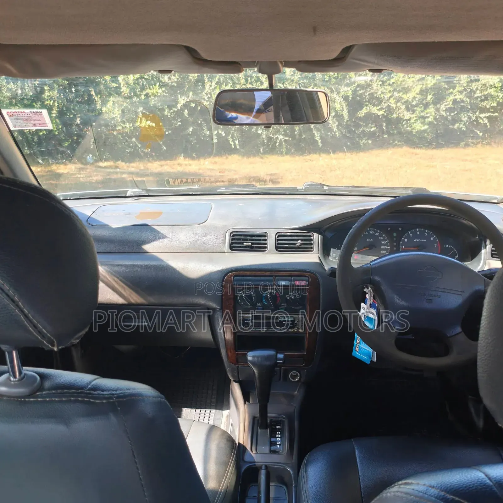 Nissan Sunny 2004 Silver