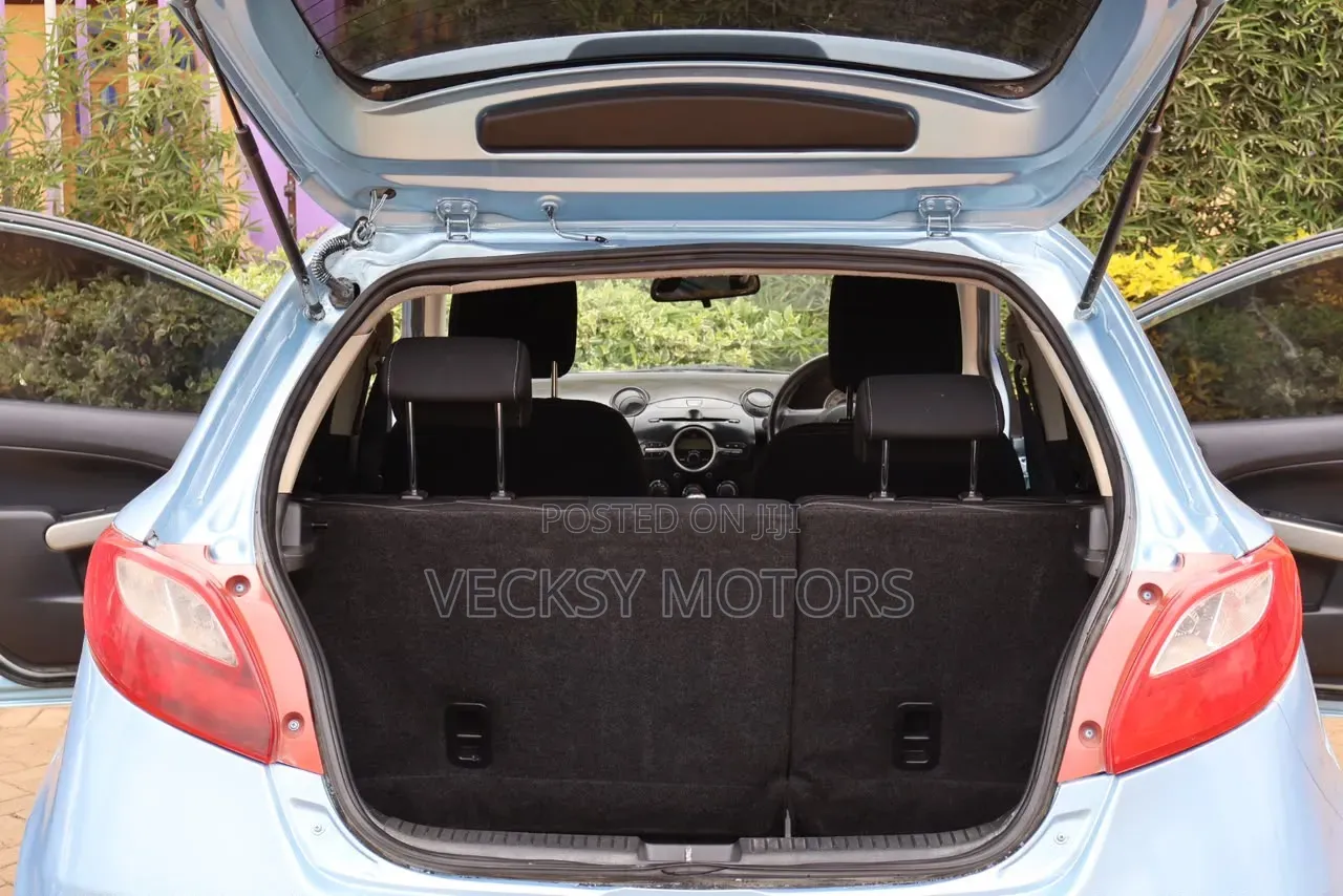 Mazda Demio 2008 Blue