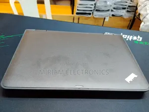 New Laptop Lenovo Yoga 11e 4GB Intel Core i3 HDD 128GB
