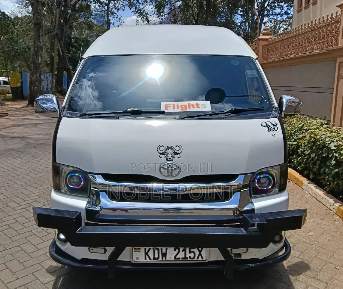 Toyota HiAce 2020 White