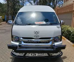 Toyota HiAce 2020 White