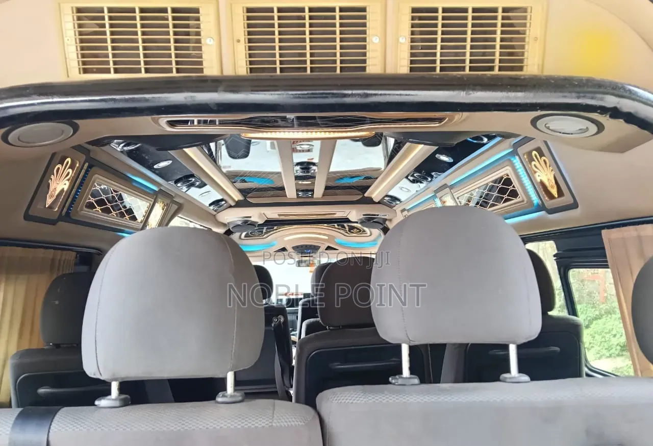 Toyota HiAce 2020 White