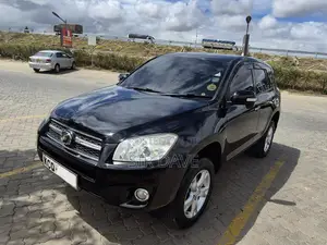 Toyota RAV4 2011 Black