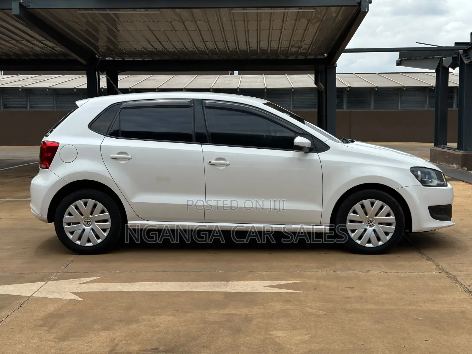 Volkswagen Polo 2013 White