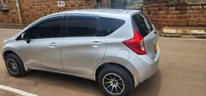 Nissan Note 2014 Silver