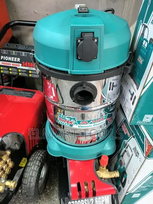 Total Wet and Dry Vacuum Cleaner 30L