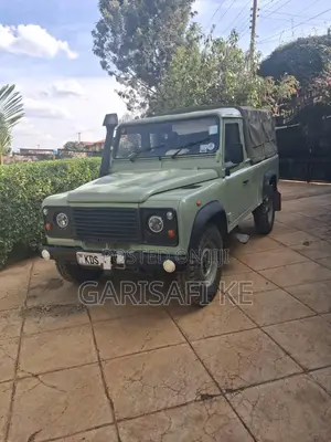 Land Rover Defender 2013 Green