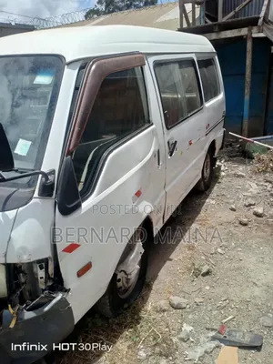 Nissan Vanette 2009 White