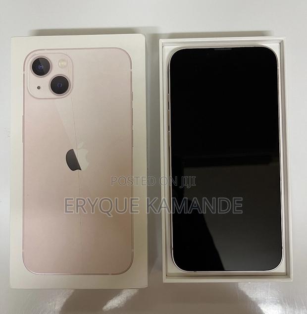 Apple iPhone 13 128 GB Pink - main view