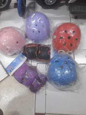 Unisex Kids Helmet /Protective Gear