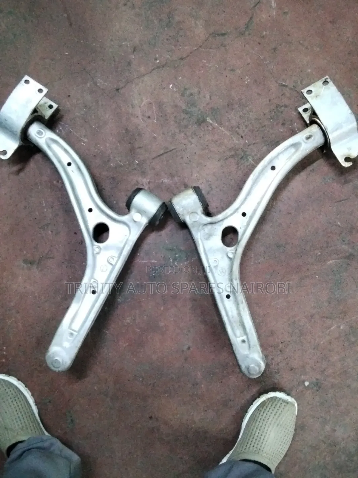 Original Ex Germany B180/B200 W246 Front Lower Control Arms