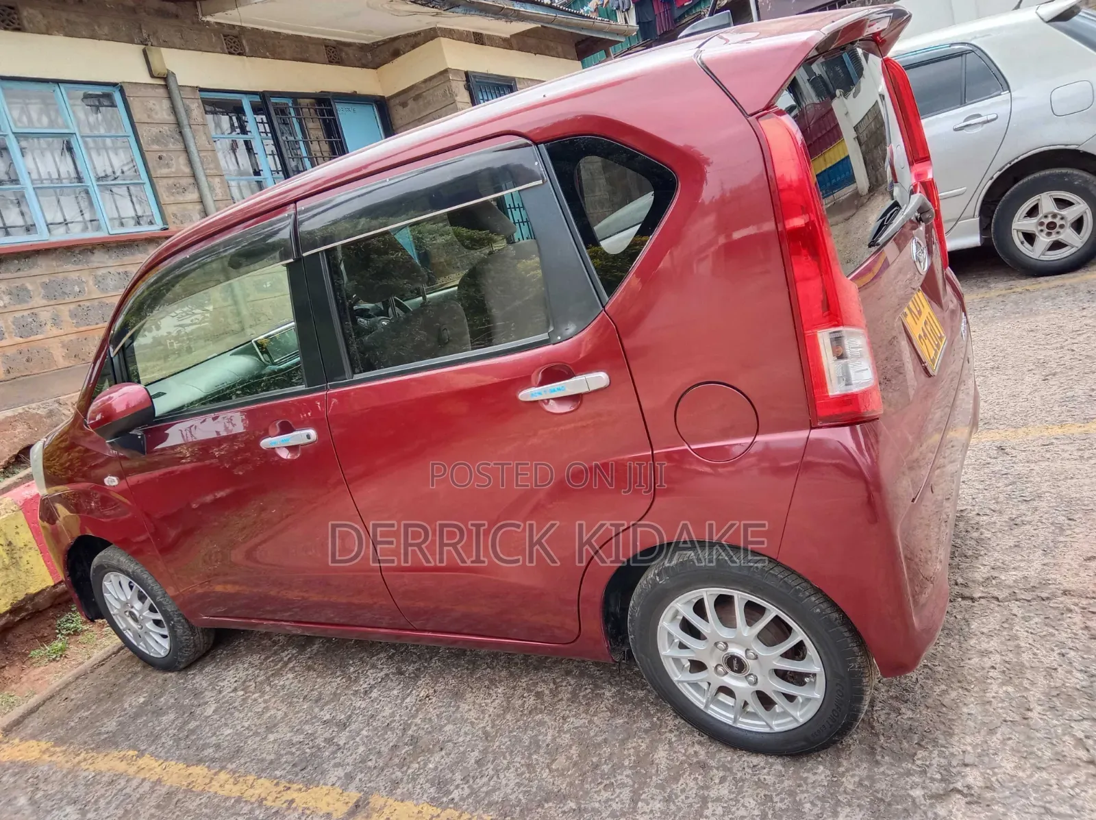 Daihatsu Move 2018 Red