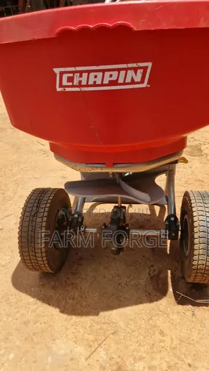 Fertiliser Spreader and Seed Spreader