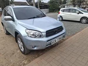 Toyota RAV4 2.0 4x4 2007 Blue