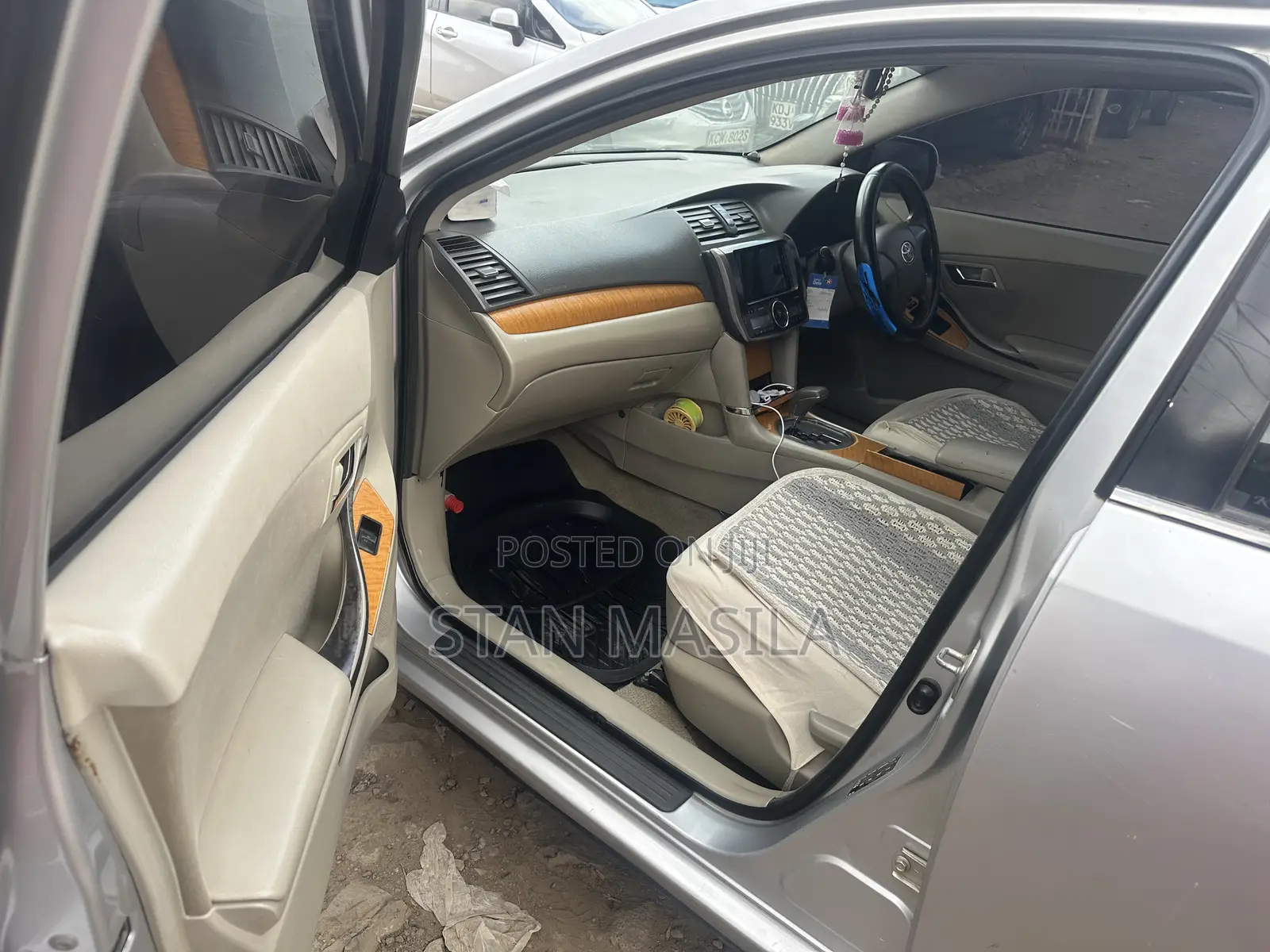 Toyota Premio 2008 Silver