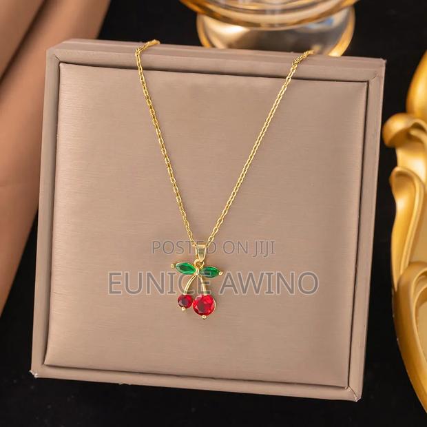 Necklace for Ladies - thumbnail 2