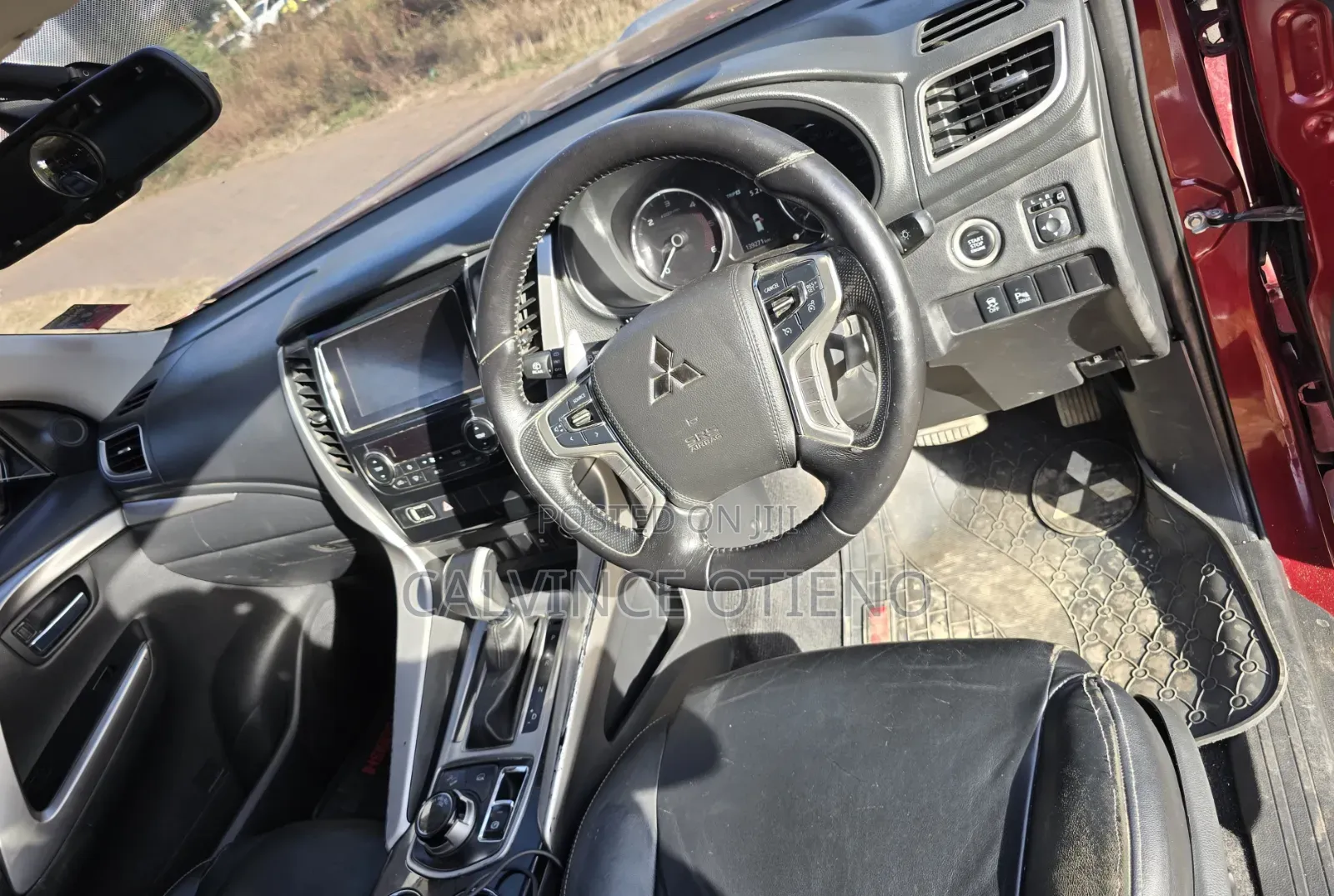 Mitsubishi Pajero 2017 Maroon