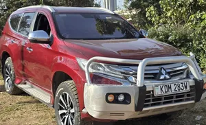 Mitsubishi Pajero 2017 Maroon