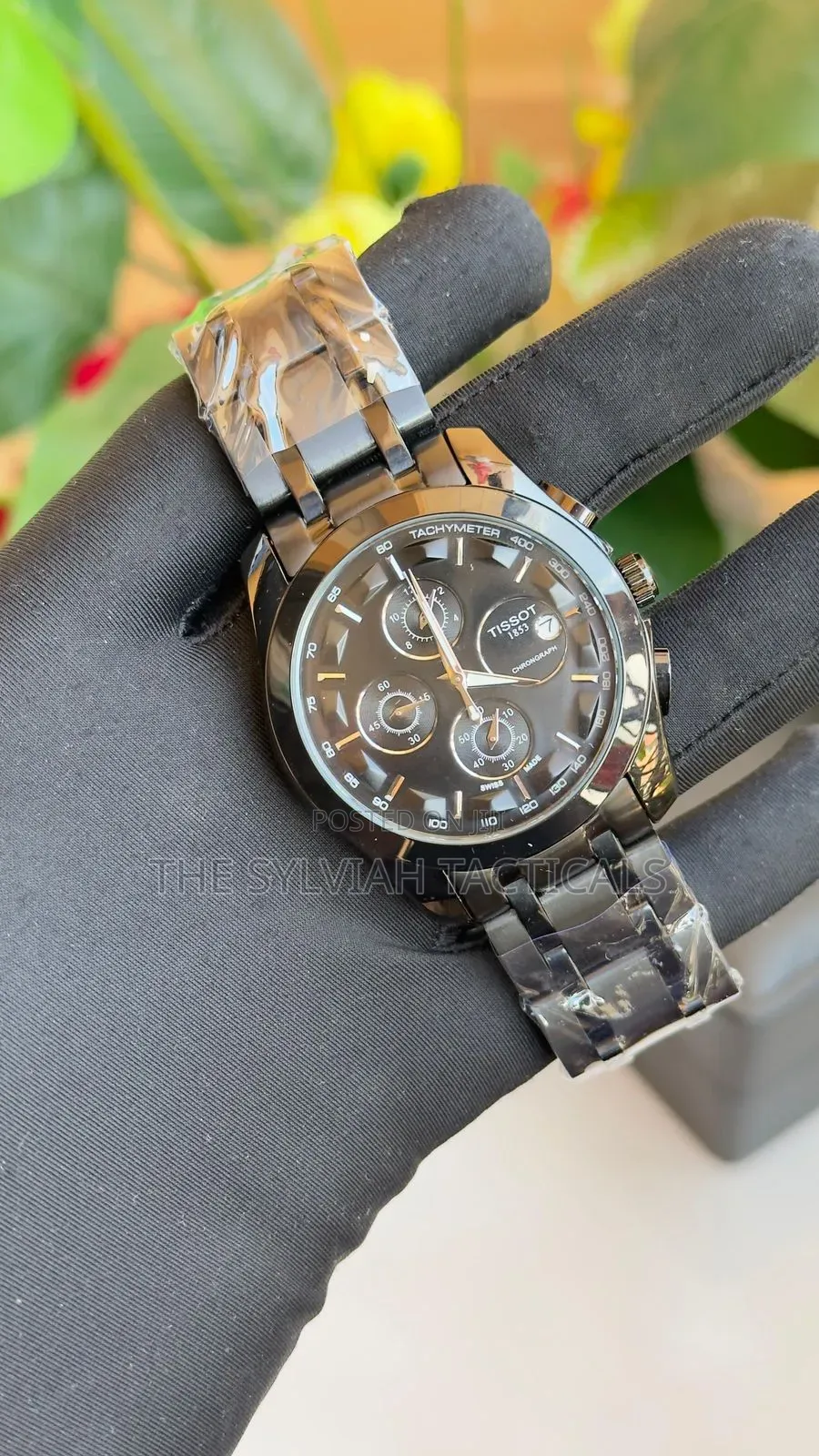 Tissot Chronograph Watch
Date Display
