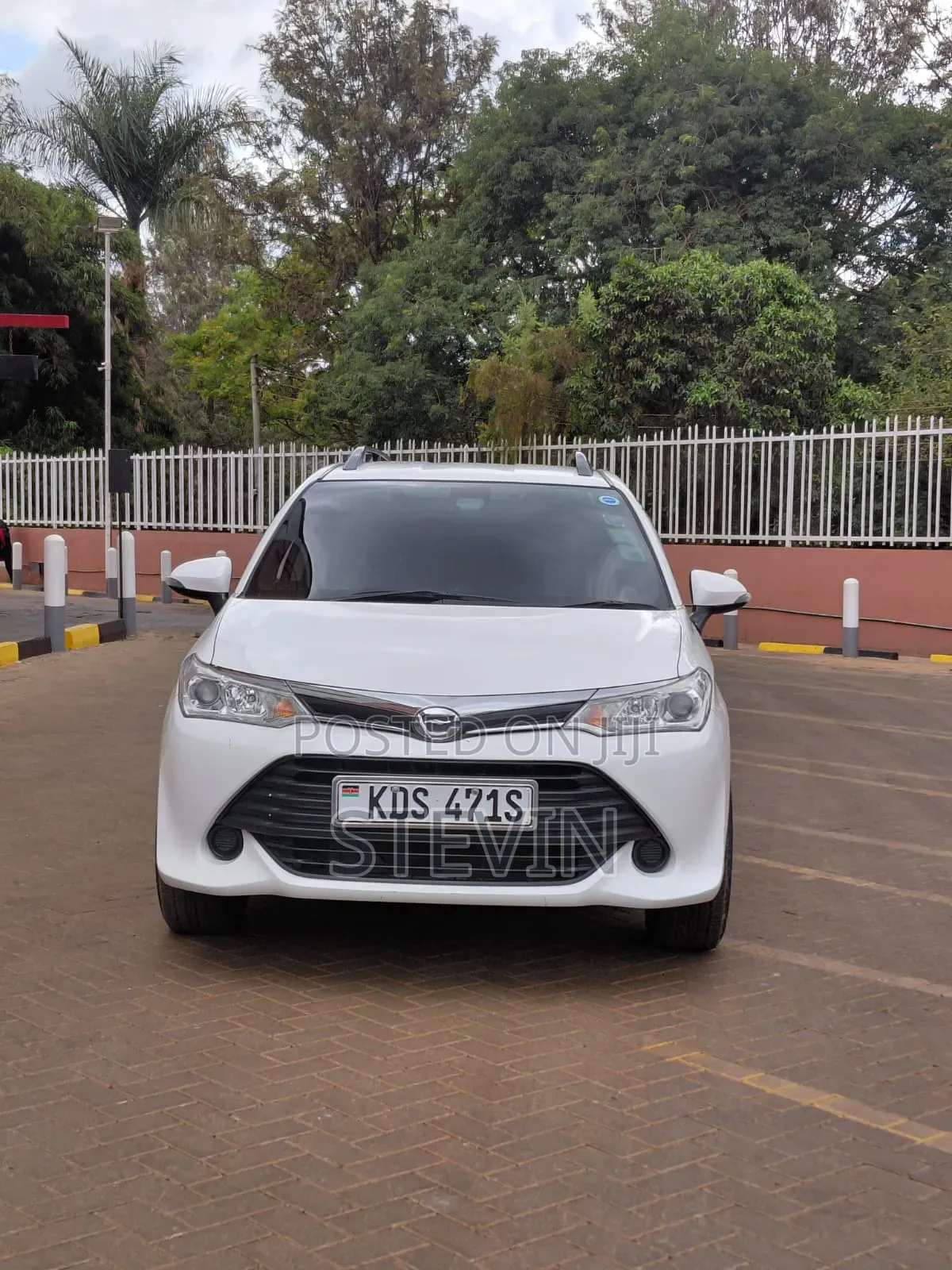 Toyota Corolla Fielder 2017 White