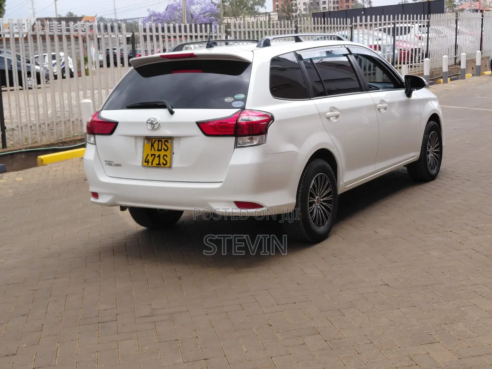 Toyota Corolla Fielder 2017 White