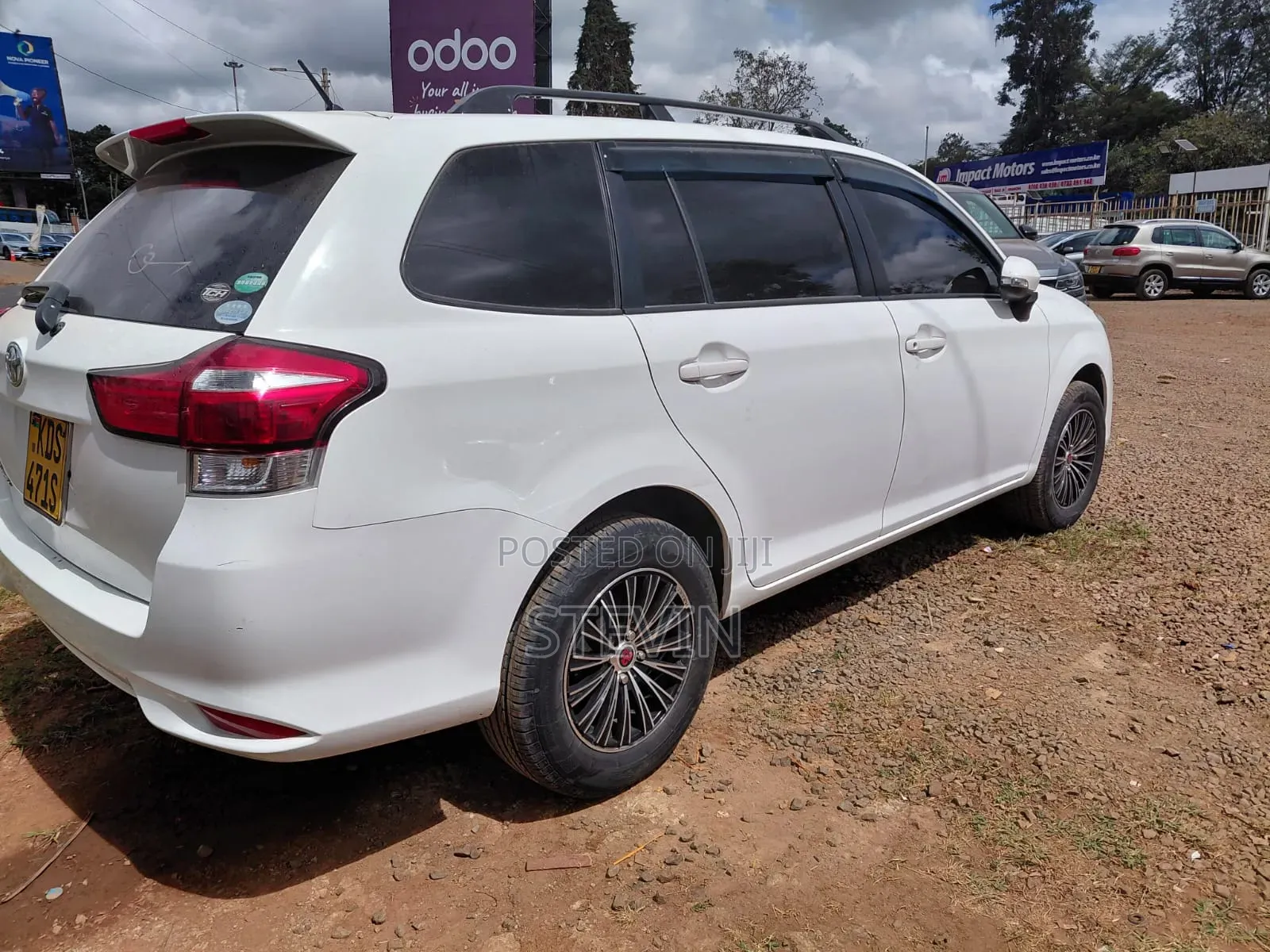 Toyota Corolla Fielder 2017 White