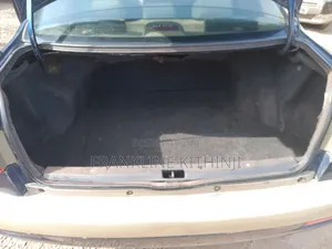 Toyota Corona Premio 2000 Blue
