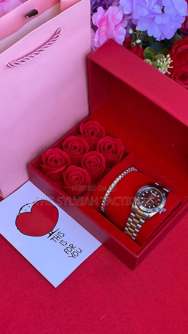  GIFT SET Preserved Soap Roses
 Card,Bag & Box