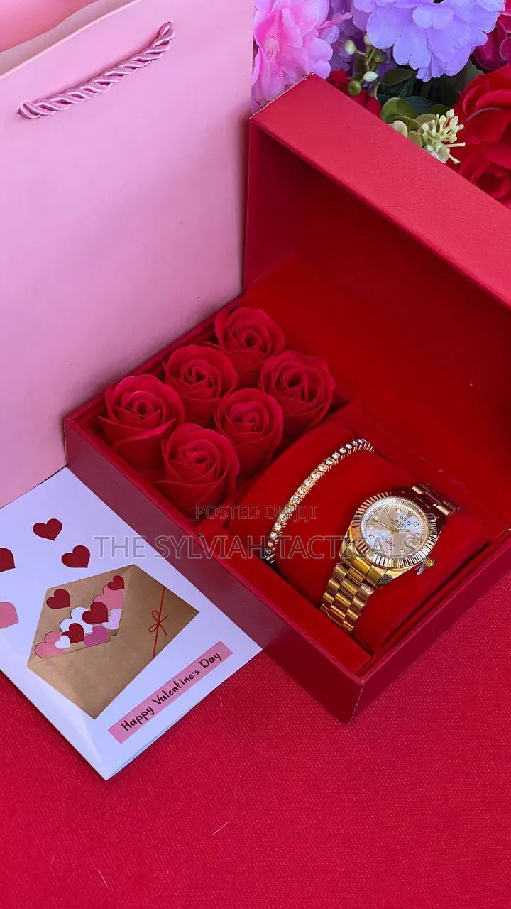  GIFT SET Preserved Soap Roses
 Card,Bag & Box