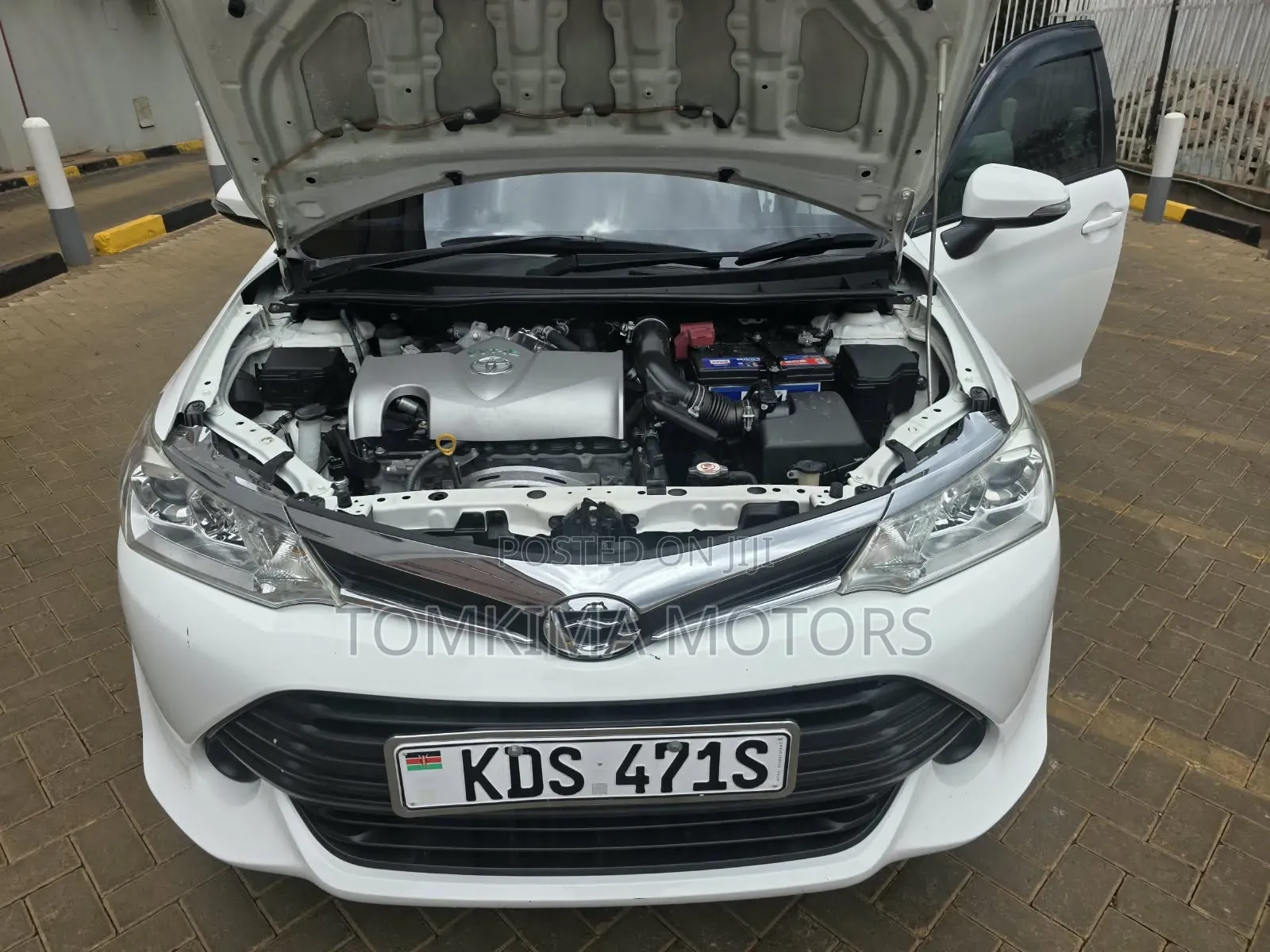 Toyota Corolla Fielder 2017 White