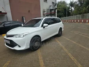 Toyota Corolla Fielder 2017 White