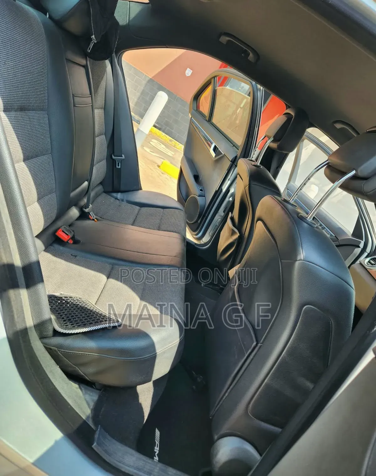Mercedes-Benz C200 2014 Silver
