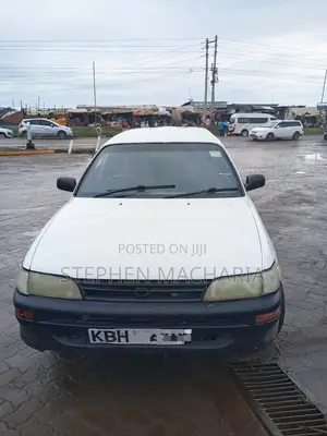 Toyota Corolla 2002 White