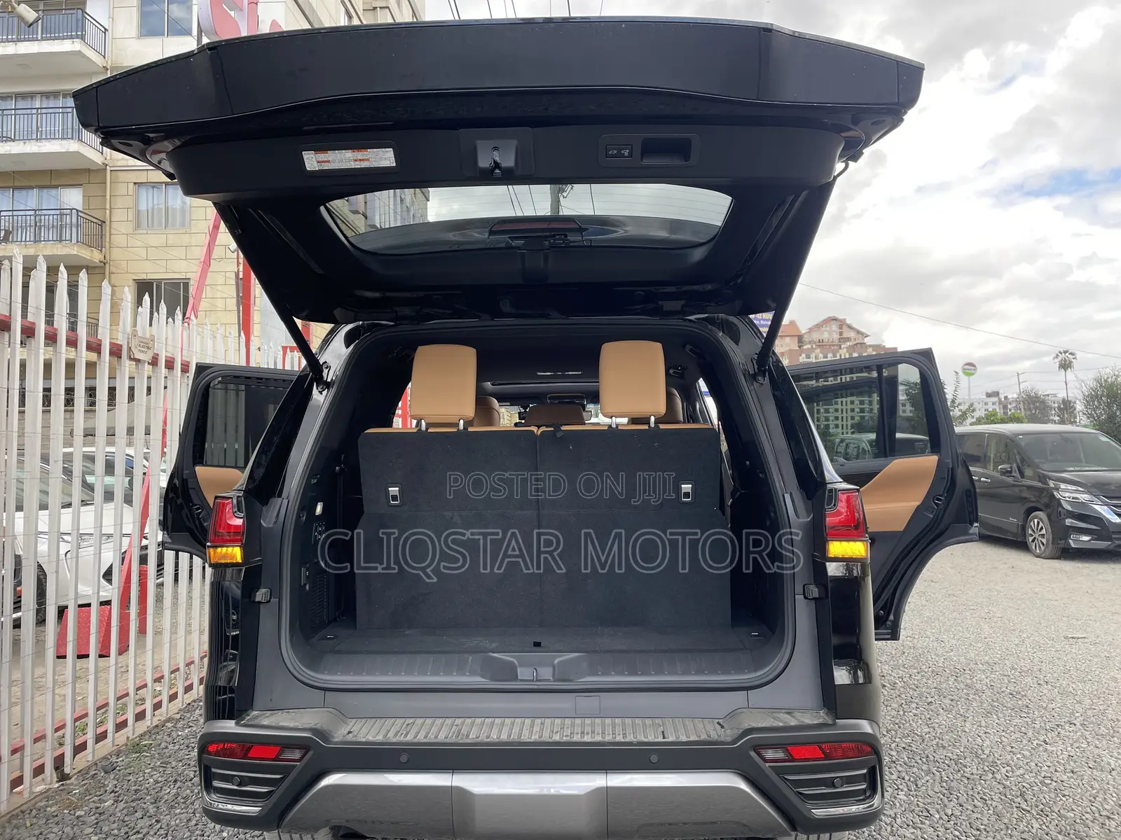 Lexus LX 600 2024 Black