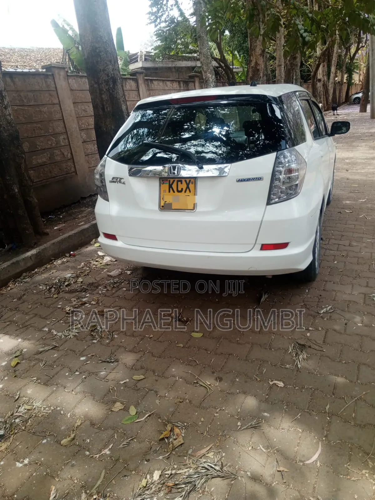 Honda Shuttle 2015 White