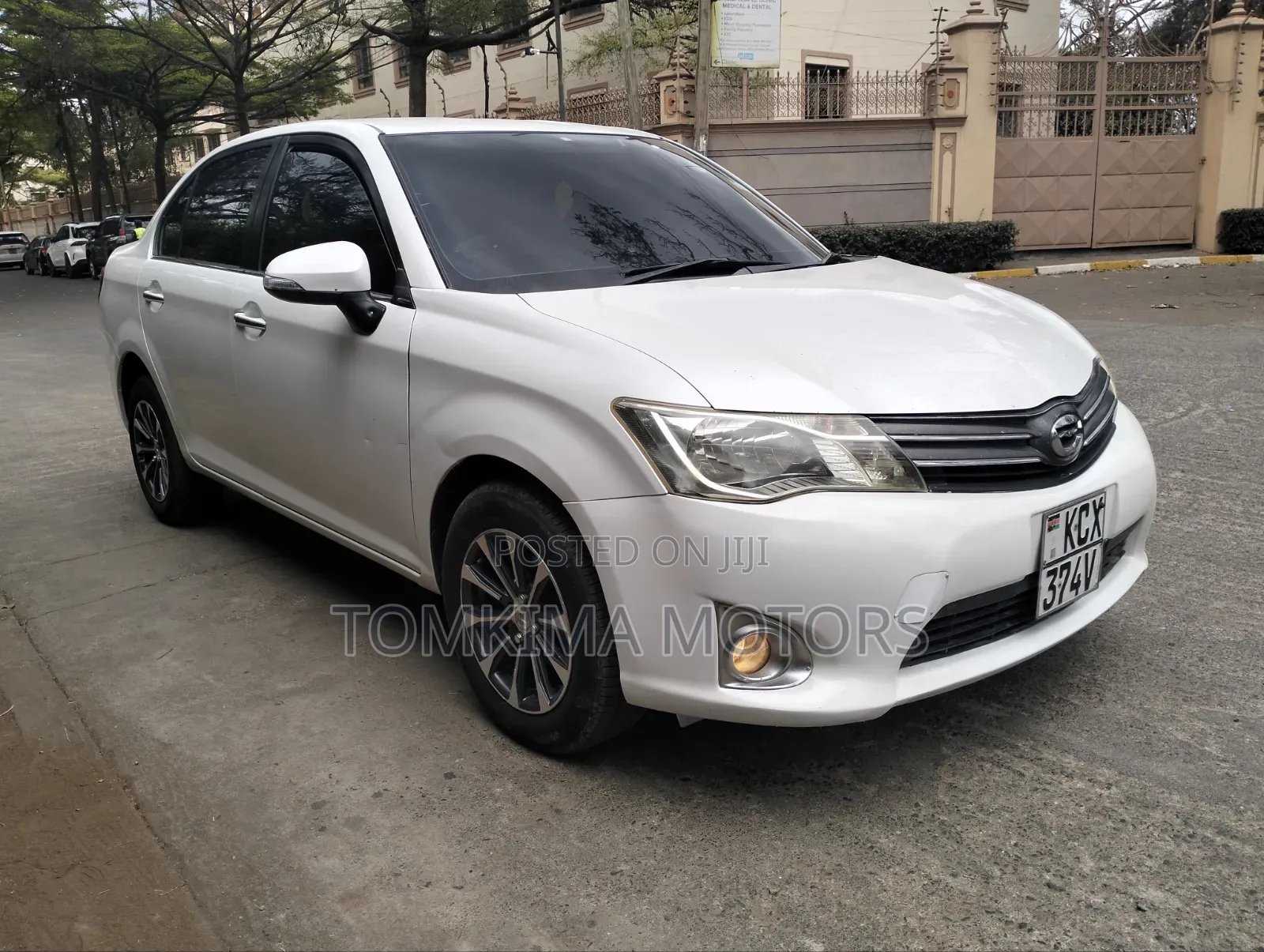 Toyota Axio 2013 White