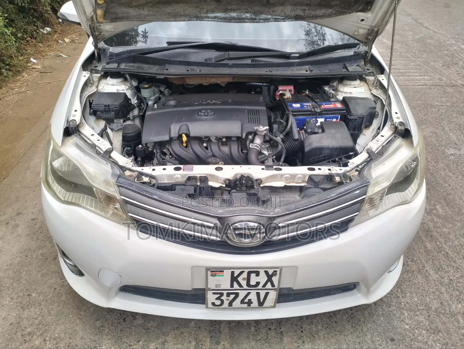 Toyota Axio 2013 White