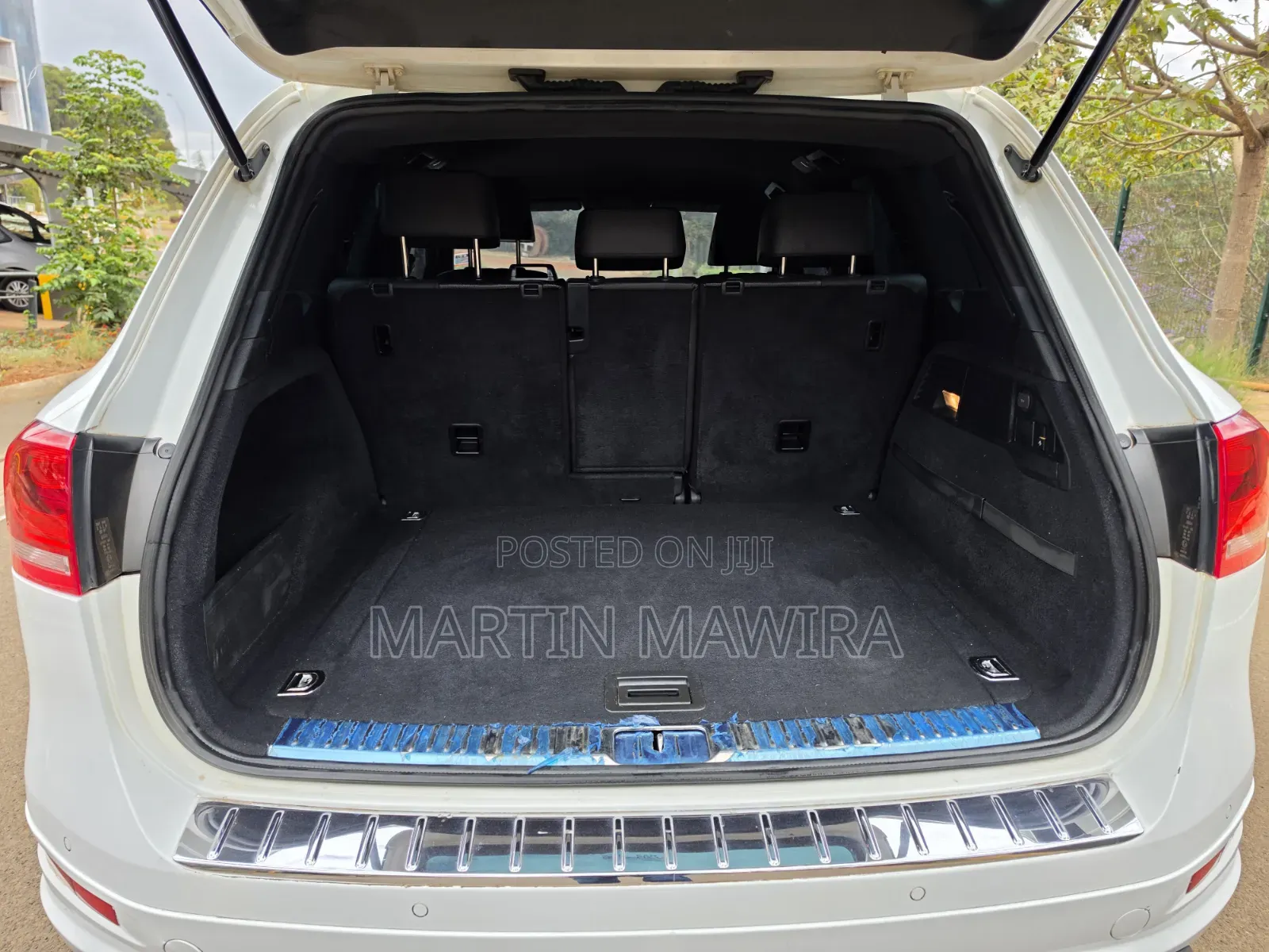 Volkswagen Touareg 2012 White