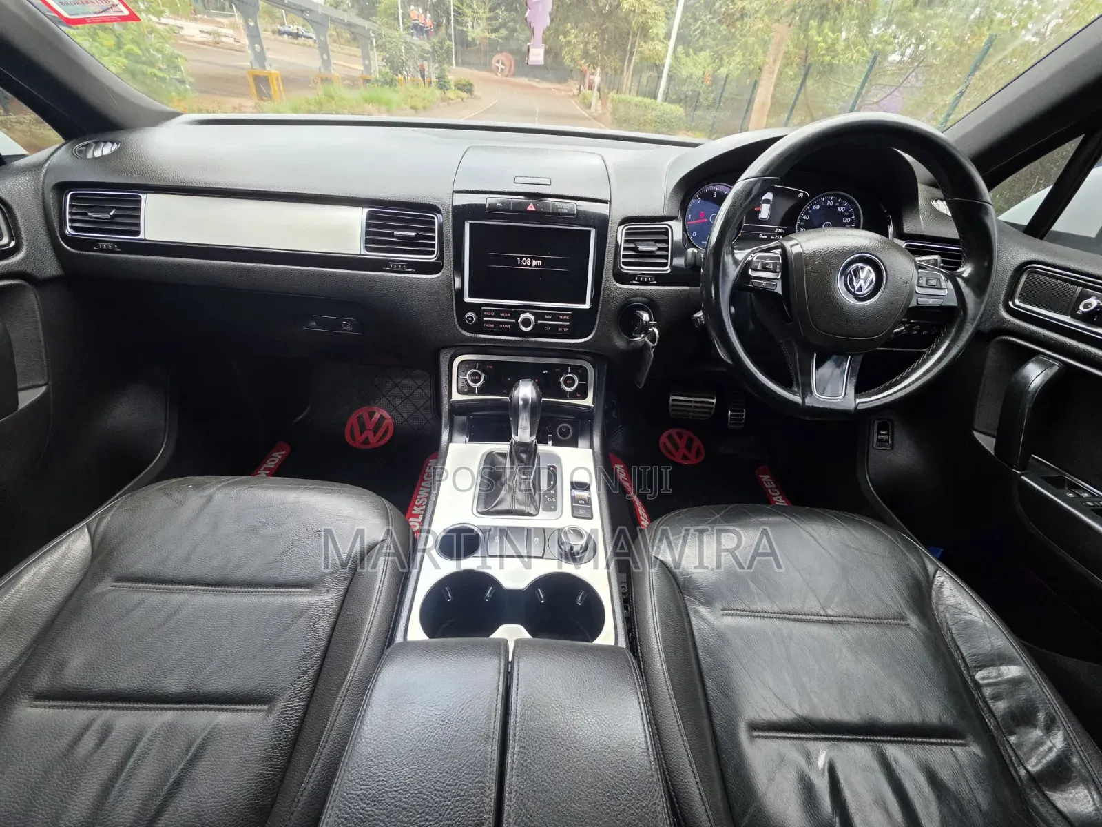 Volkswagen Touareg 2012 White