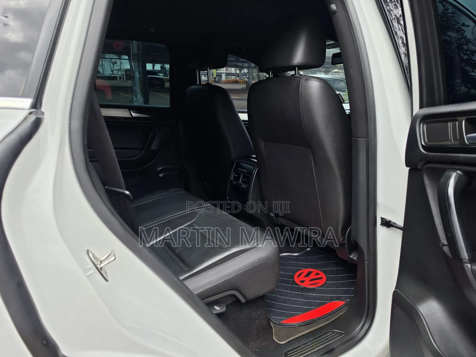 Volkswagen Touareg 2012 White