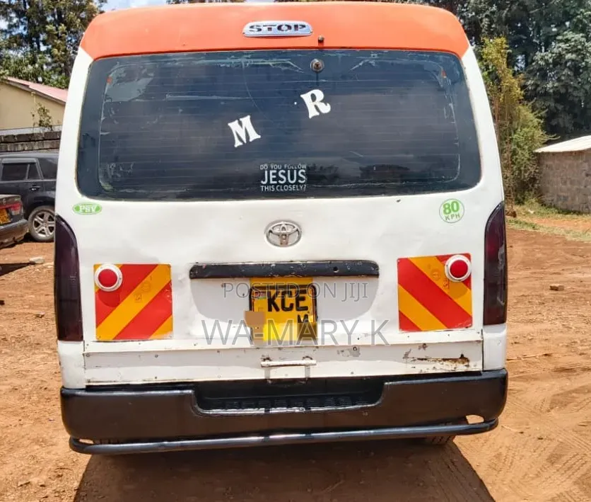 Toyota HiAce 2008 White