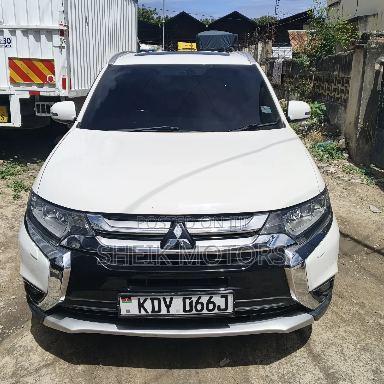 Mitsubishi Outlander 2018 White