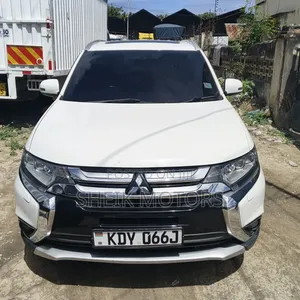 Mitsubishi Outlander 2018 White