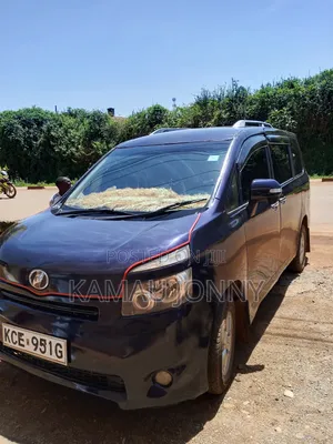 Toyota Voxy X 2WD 8-Seater 2008 Purple