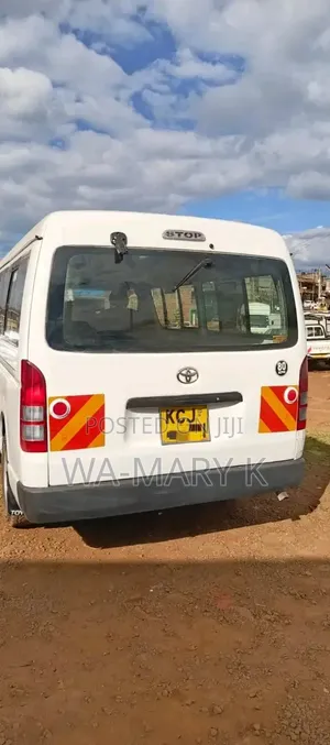 Toyota HiAce 2008 White