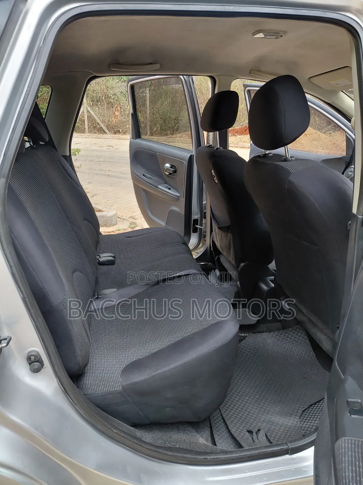 Nissan Note 2010 Silver