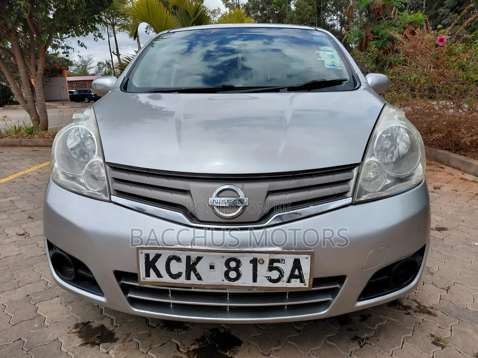 Nissan Note 2010 Silver
