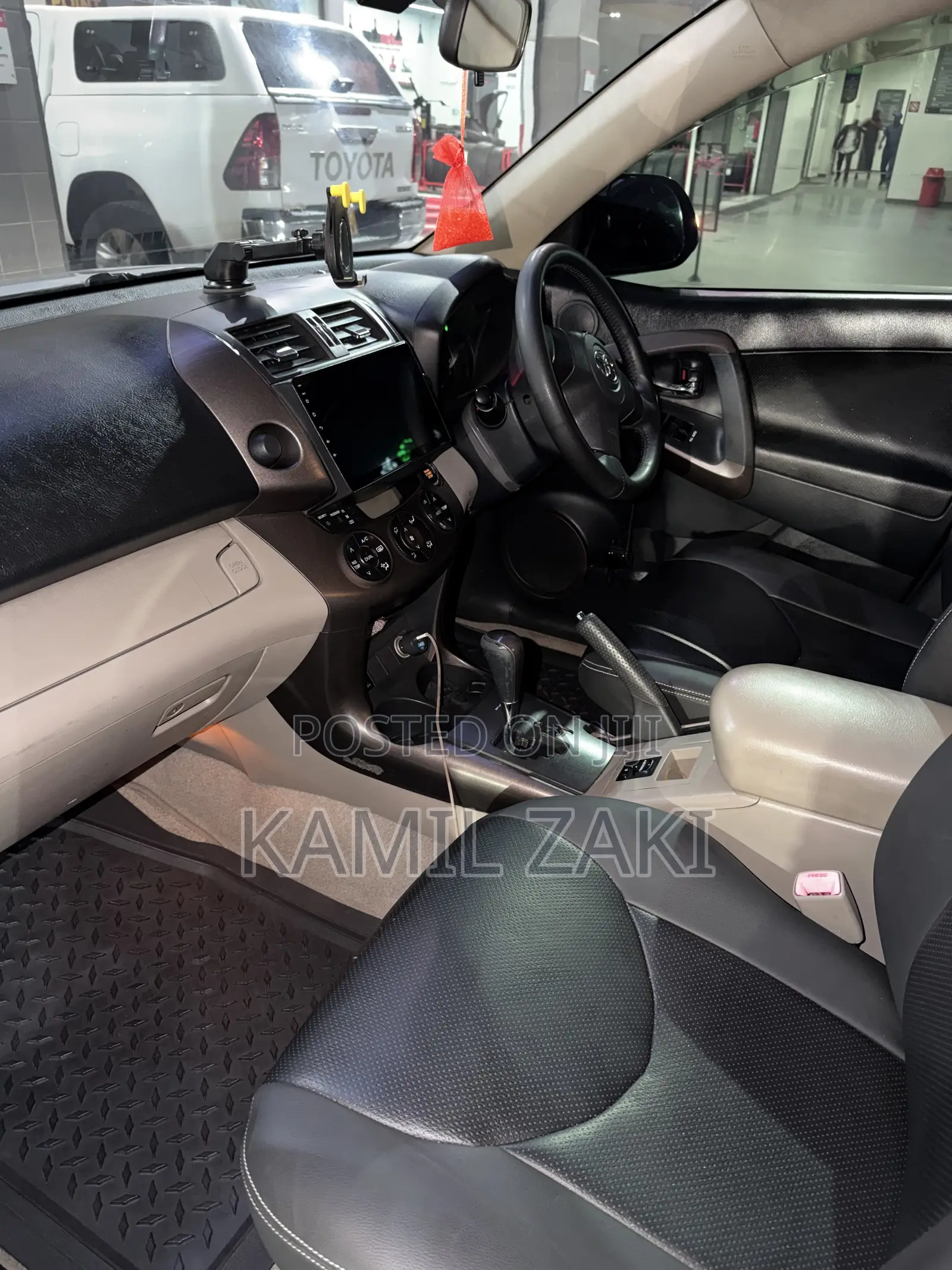 Toyota Vanguard 2008 Silver