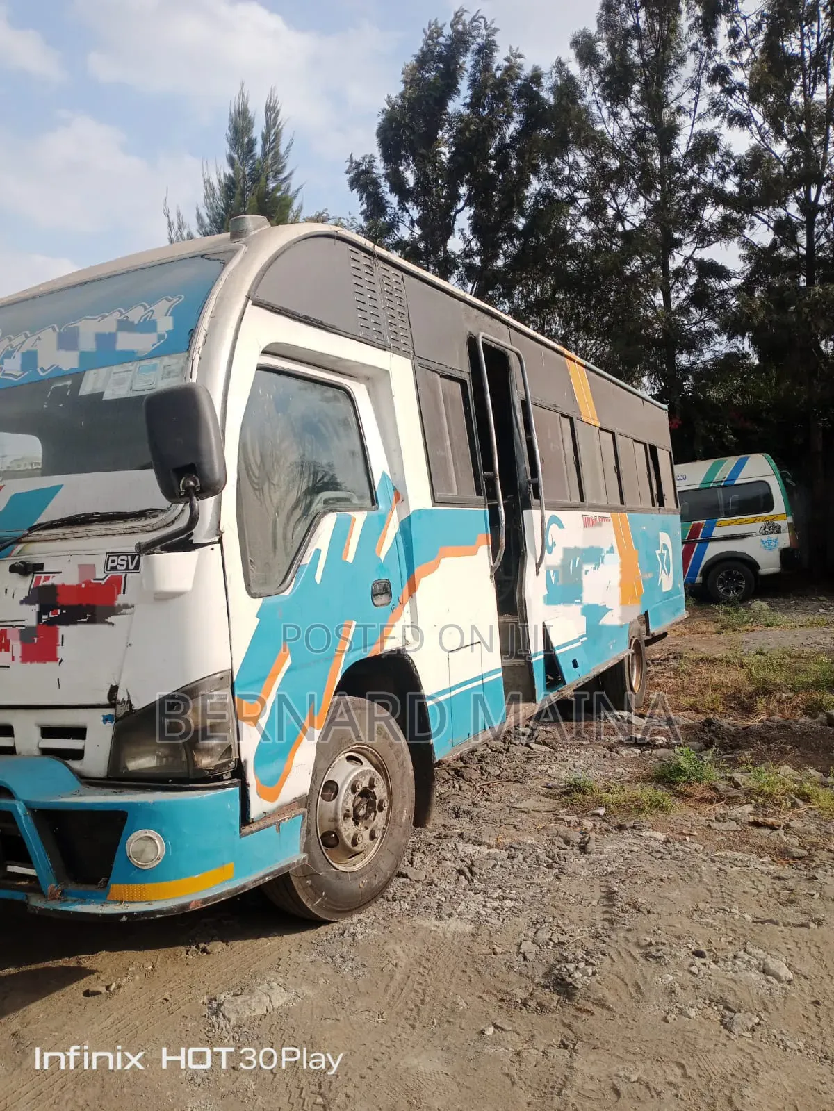 Isuzu NQR 2014 Blue